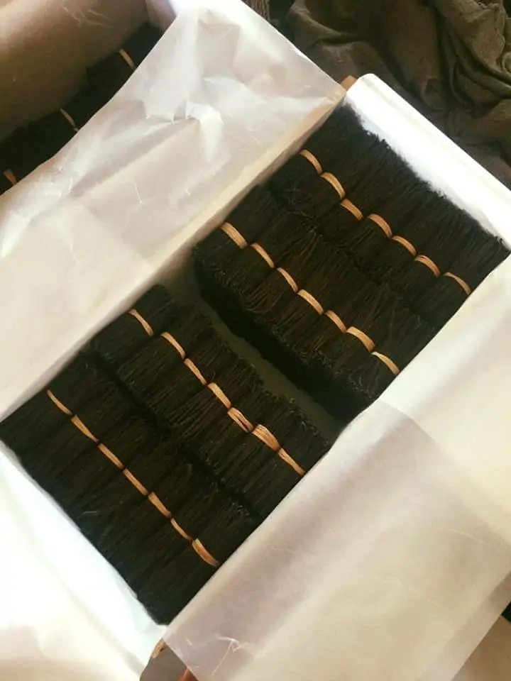 Process of refining vanilla beans in a box