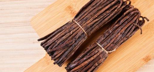 Two packs of high quality vanilla beans from Madagascar
